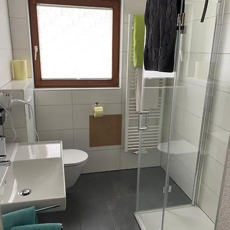 Martinshof לאדיס